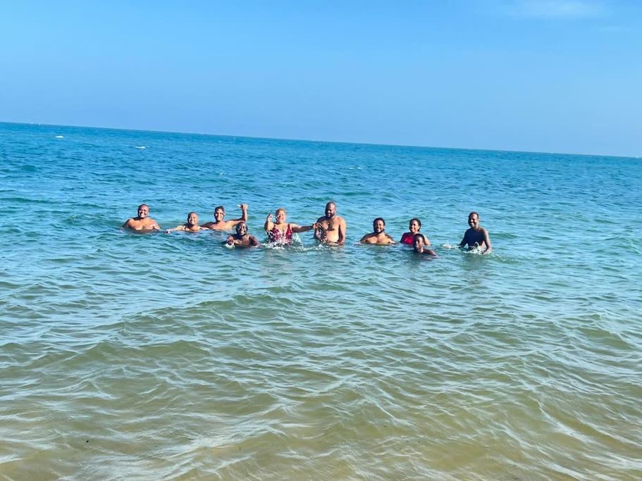 Lui Ushongo Beach House Pangani Exteriör bild